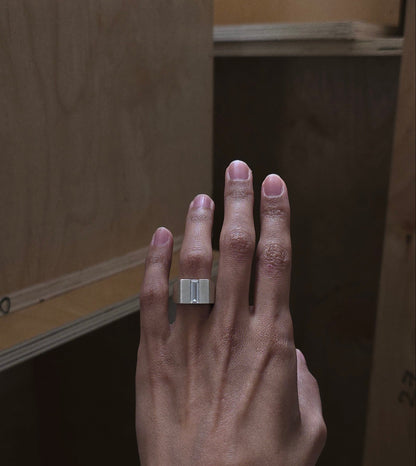 Waris — Signet Engagement Ring | Sital Jansson